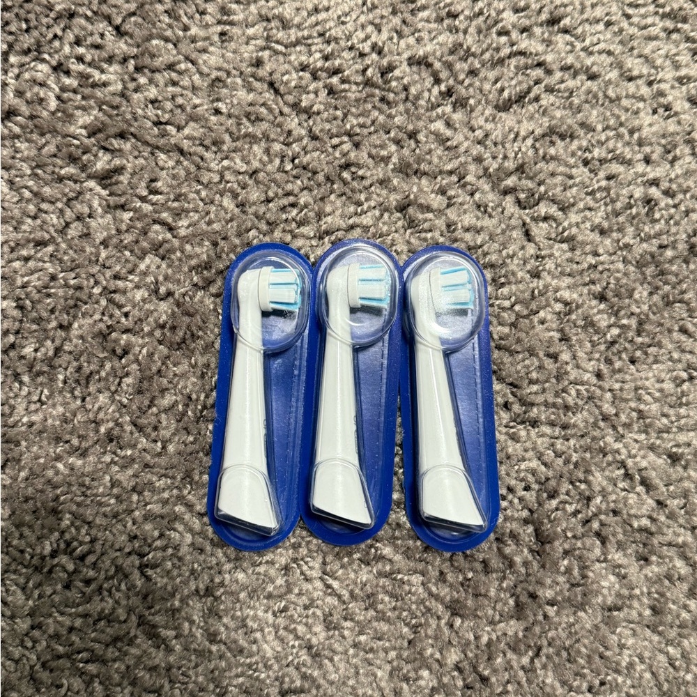 Oral-B iO Gum and Sensitive Replacement Toothbrush Heads